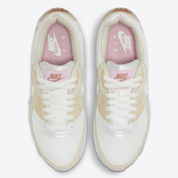 NIKE AIR MAX 90 SUMMIT WHT/MTLC WHT (1020) W - Picture 3 of 4